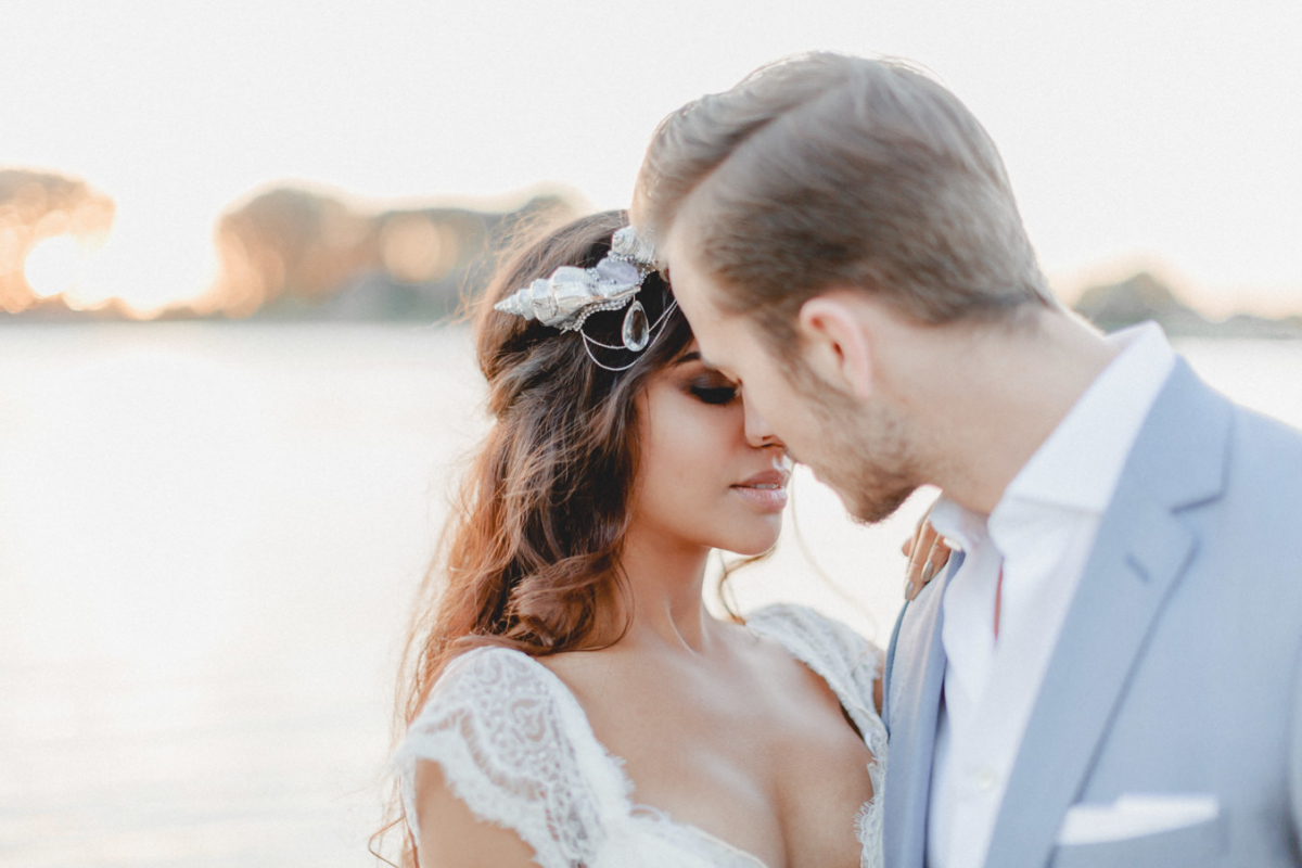 IN_LOVE_by_Bina_Miriam_Louis_6558